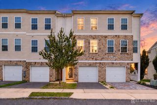 16 Paulina Place, Franklin Twsp, NJ 08873