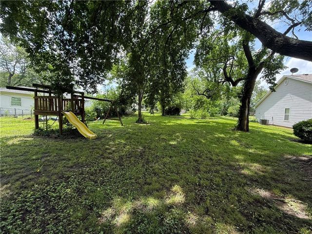 708 S Clay Street, Holden, MO 64040