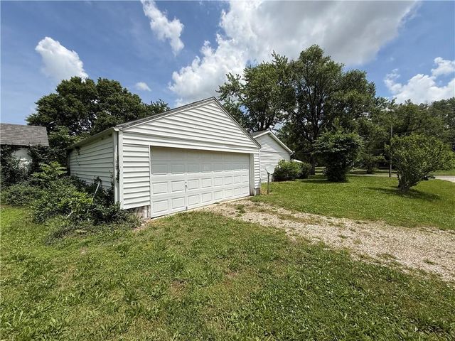 708 S Clay Street, Holden, MO 64040
