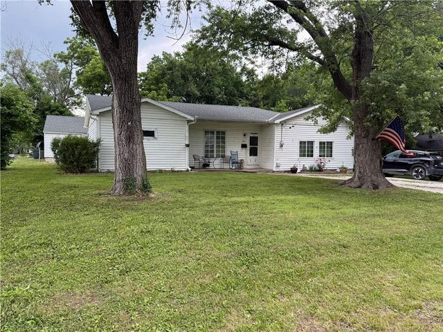 708 S Clay Street, Holden, MO 64040