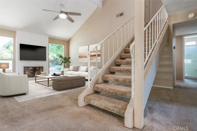 2936 Rollings, Thousand Oaks, CA 91360