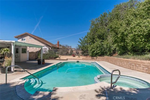 2936 Rollings, Thousand Oaks, CA 91360