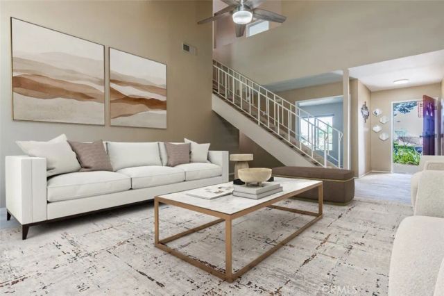 2936 Rollings, Thousand Oaks, CA 91360