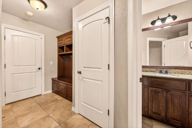 3807 SW Roundstone Boulevard, Bentonville, AR 72713
