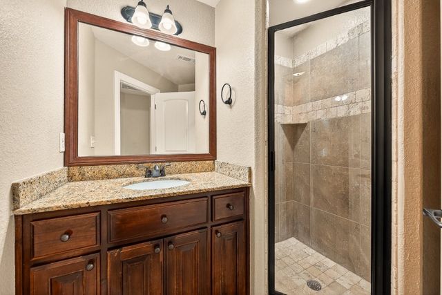3807 SW Roundstone Boulevard, Bentonville, AR 72713