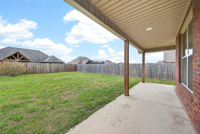 3807 SW Roundstone Boulevard, Bentonville, AR 72713