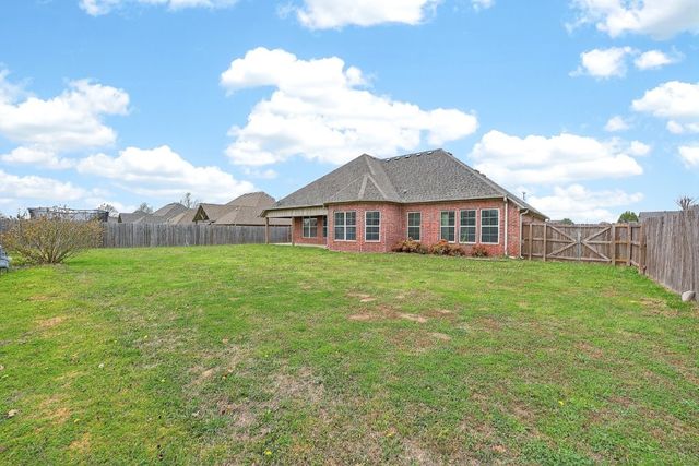 3807 SW Roundstone Boulevard, Bentonville, AR 72713