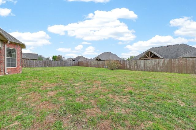 3807 SW Roundstone Boulevard, Bentonville, AR 72713