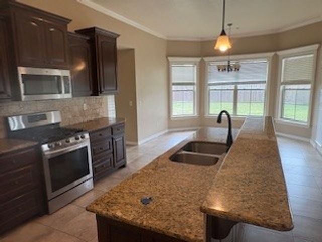 3807 SW Roundstone Boulevard, Bentonville, AR 72713