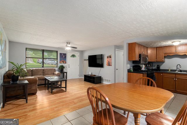 4025 N Quail Drive, Douglasville, GA 30135