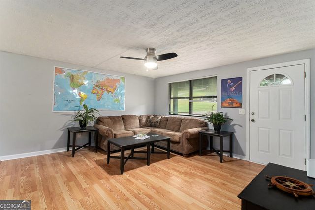 4025 N Quail Drive, Douglasville, GA 30135