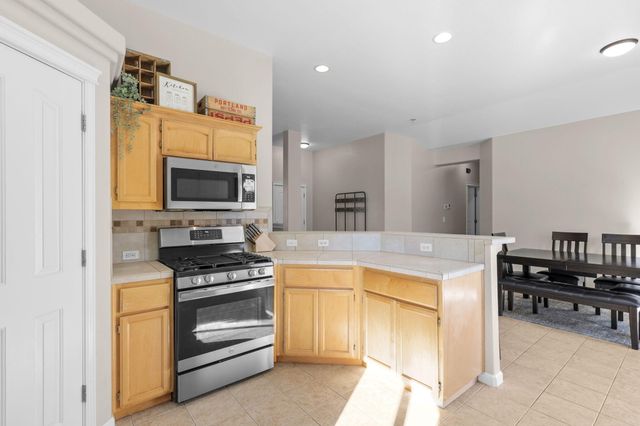 7575 Pit Road, Redding, CA 96001