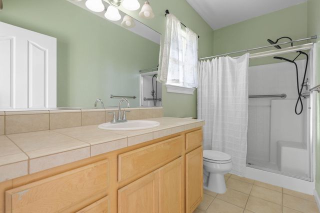 7575 Pit Road, Redding, CA 96001