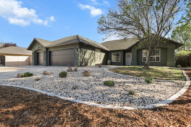 7575 Pit Road, Redding, CA 96001