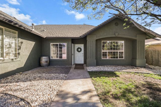 7575 Pit Road, Redding, CA 96001