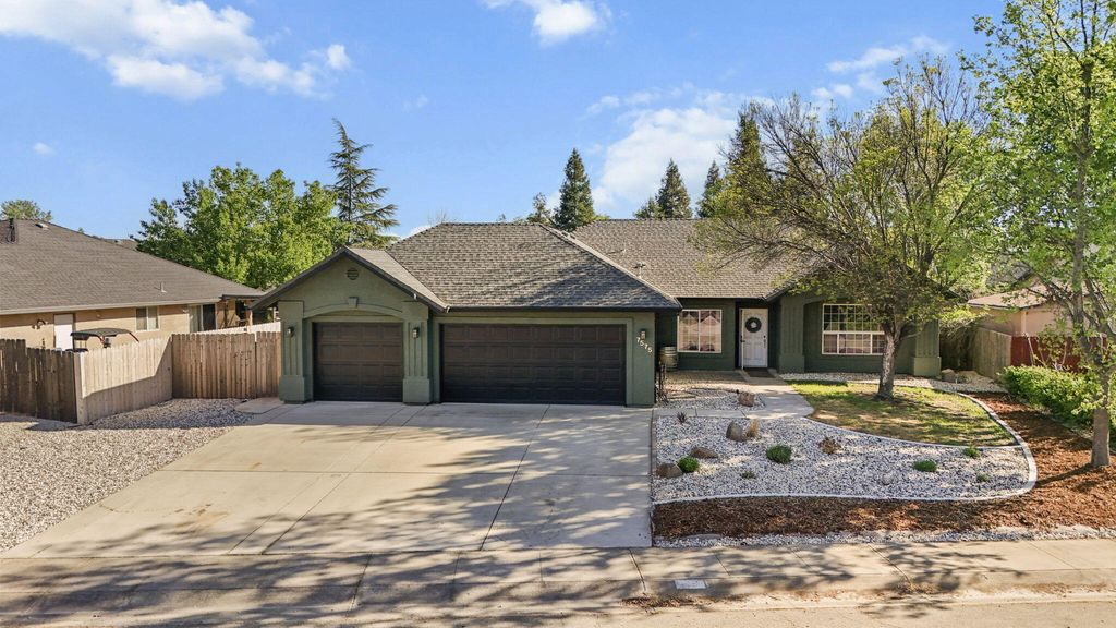 7575 Pit Road, Redding, CA 96001