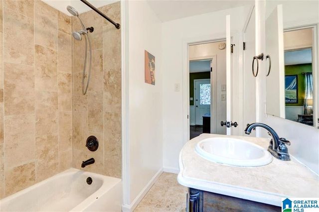 1005 PARK PLACE, Birmingham, AL 35215