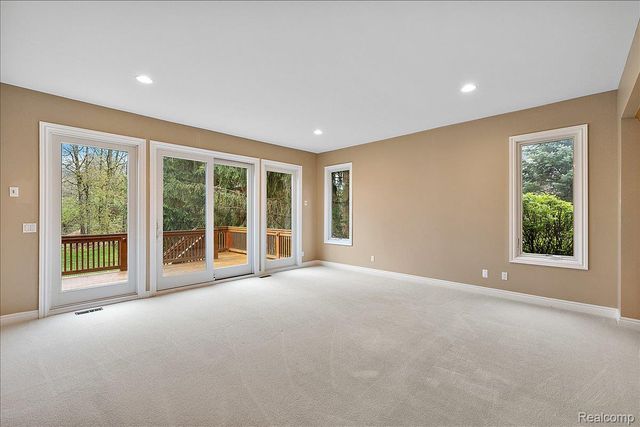 3725 Mountain Laurel Court, Oakland Charter Township, MI 48363