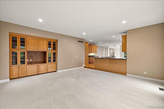 3725 Mountain Laurel Court, Oakland Charter Township, MI 48363