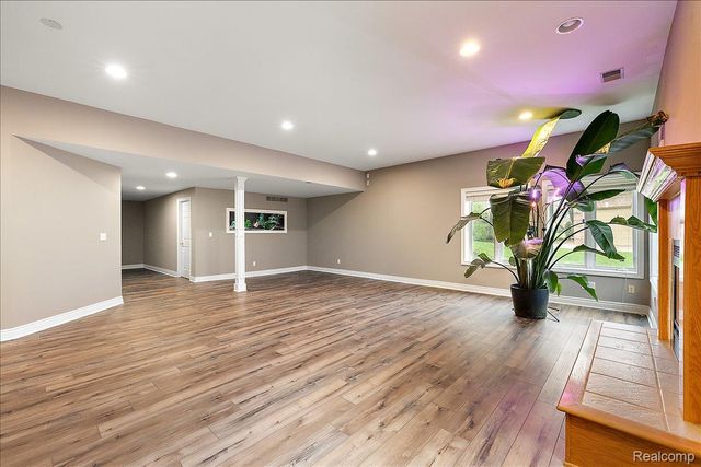 3725 Mountain Laurel Court, Oakland Charter Township, MI 48363