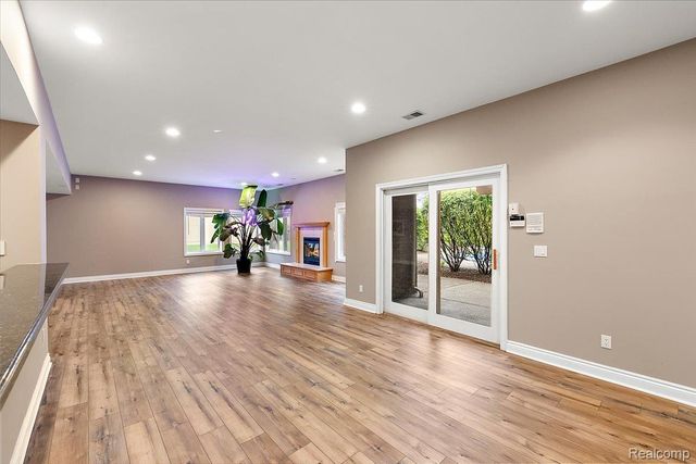 3725 Mountain Laurel Court, Oakland Charter Township, MI 48363