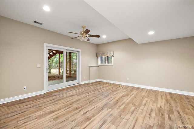 3725 Mountain Laurel Court, Oakland Charter Township, MI 48363