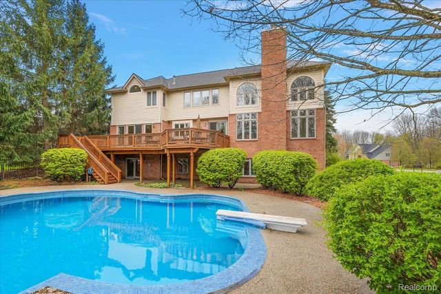 3725 Mountain Laurel Court, Oakland Charter Township, MI 48363