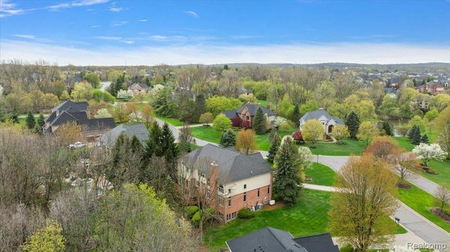 3725 Mountain Laurel Court, Oakland Charter Township, MI 48363