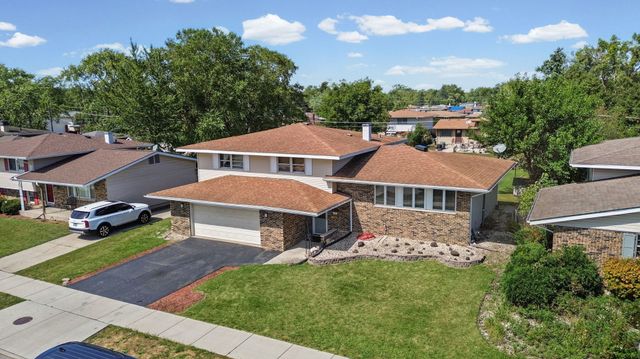 2936 193RD Street, Lansing, IL 60438