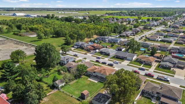 2936 193RD Street, Lansing, IL 60438