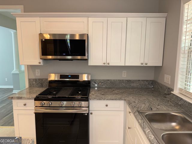 2874 Donamire Lane NW, Kennesaw, GA 30144