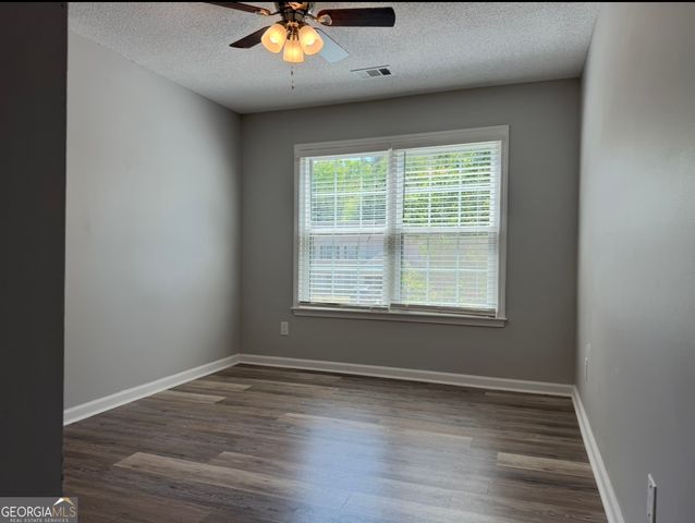 2874 Donamire Lane NW, Kennesaw, GA 30144