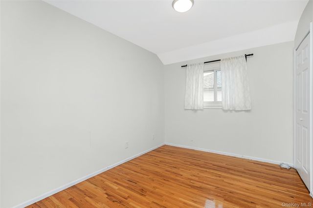 111 Elmbank Street, Staten Island, NY 10312