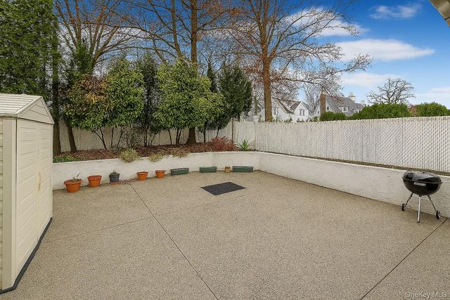 111 Elmbank Street, Staten Island, NY 10312