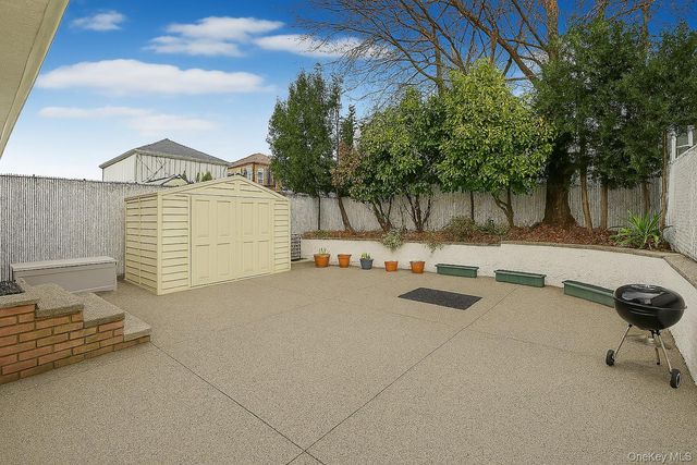 111 Elmbank Street, Staten Island, NY 10312