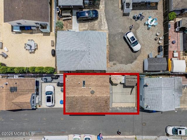 19 E Shore Way, Lavallette, NJ 08735
