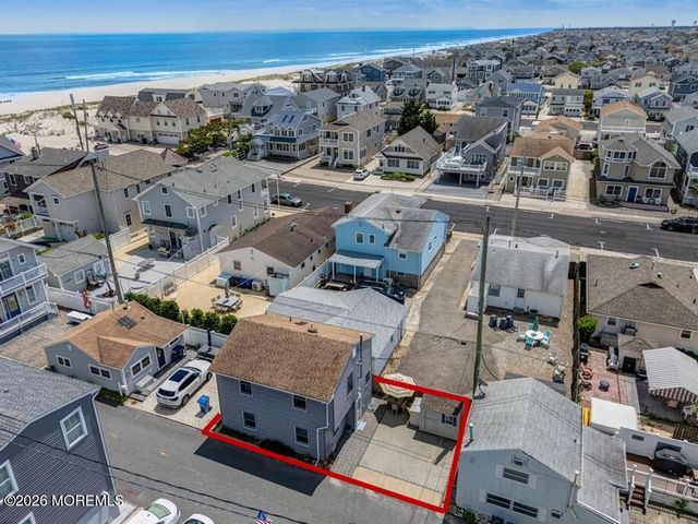 19 E Shore Way, Lavallette, NJ 08735
