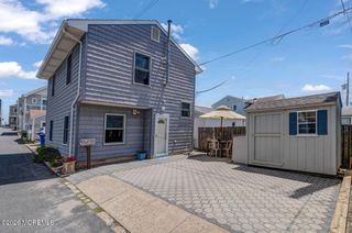 19 E Shore Way, Lavallette, NJ 08735