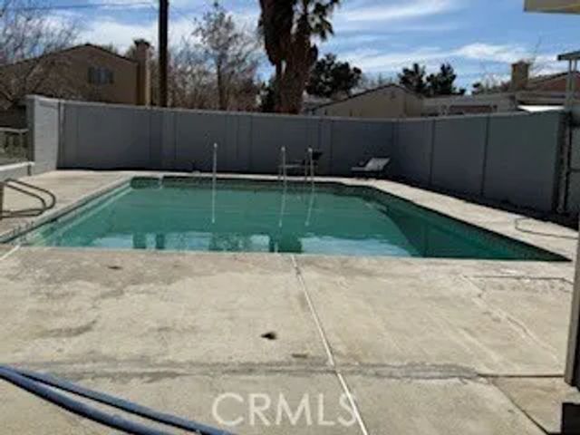 1304 E Ave I 9, Lancaster, CA 93535
