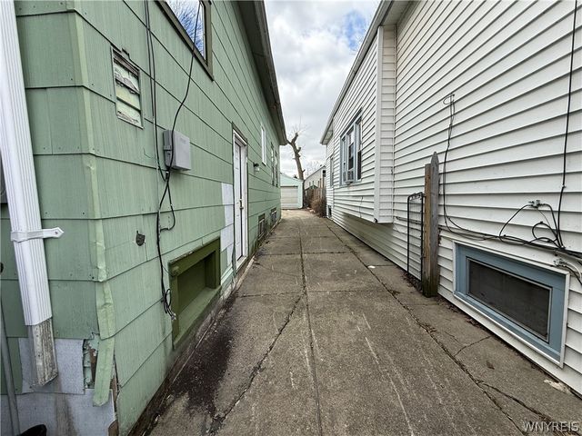 333 Crowley Avenue, Buffalo, NY 14207