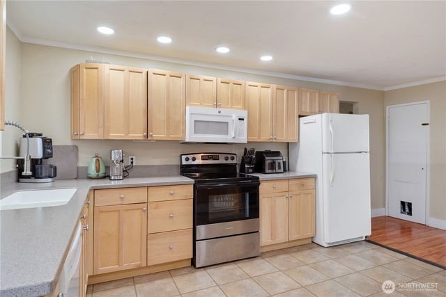 508 4th Avenue SW, Castle Rock, WA 98611