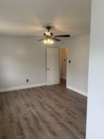 12306 Taylors Crossing Drive, Tomball, TX 77375