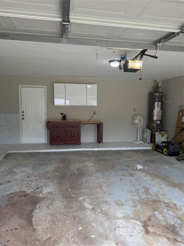 12306 Taylors Crossing Drive, Tomball, TX 77375