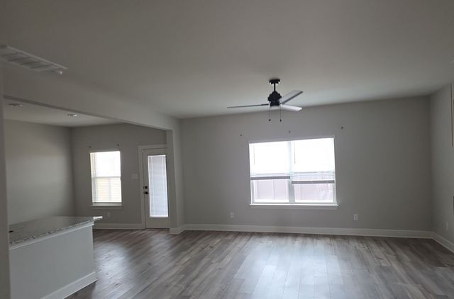 1100 Sleepy Owl Lane, Fort Worth, TX 76108