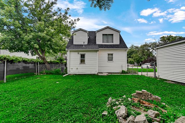 2255 176th Place, Lansing, IL 60438