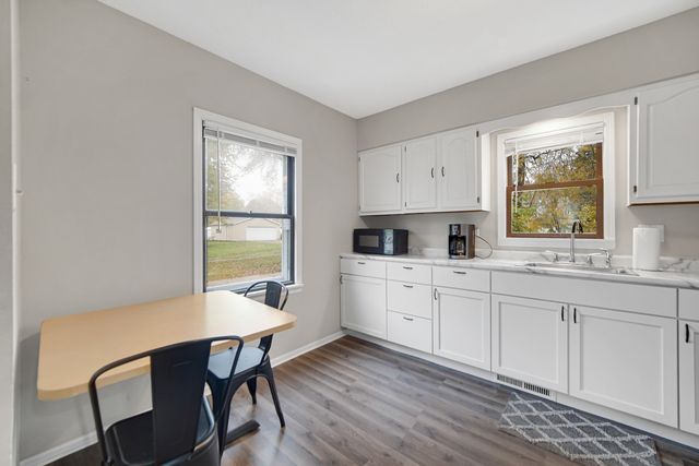 2255 176th Place, Lansing, IL 60438