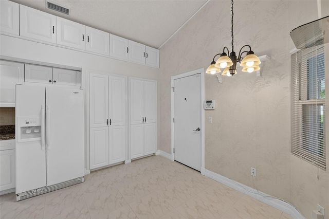 4431 FERN DRIVE 4431, Bradenton, FL 34208