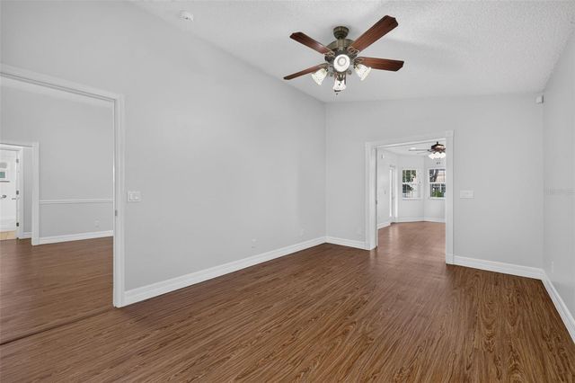 4431 FERN DRIVE 4431, Bradenton, FL 34208