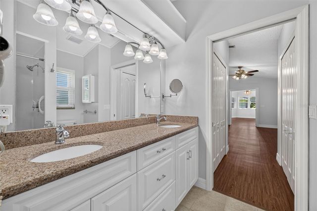 4431 FERN DRIVE 4431, Bradenton, FL 34208