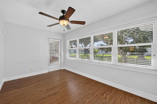 4431 FERN DRIVE 4431, Bradenton, FL 34208